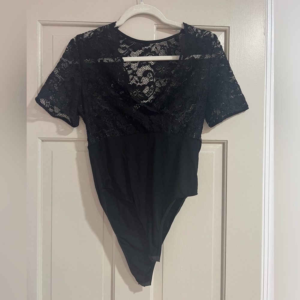 Medium Black SHEIN Lace Bodysuit